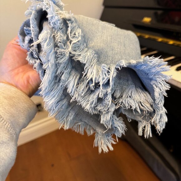 Tricot Women’s Cut Off Denim Shorts – Size M – Distressed, Stretchy, VGUC - Picture 7 of 8